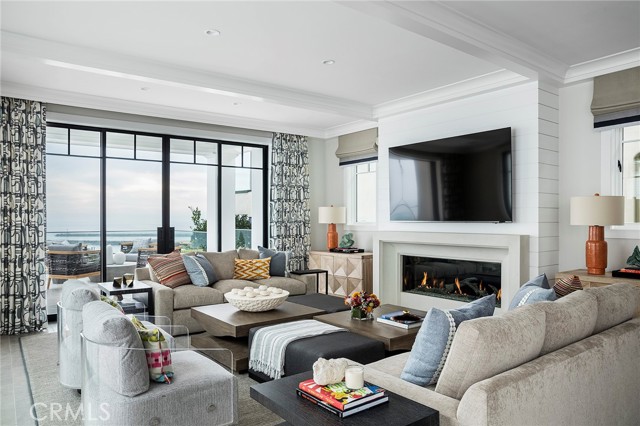 Detail Gallery Image 4 of 16 For 3312 Ocean Bld, Corona Del Mar,  CA 92625 - 4 Beds | 4/1 Baths