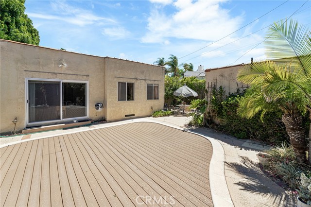 233 S Swall Drive, Beverly Hills CA: https://media.crmls.org/medias/2390c30b-a210-45de-8626-cb90d0f1e247.jpg