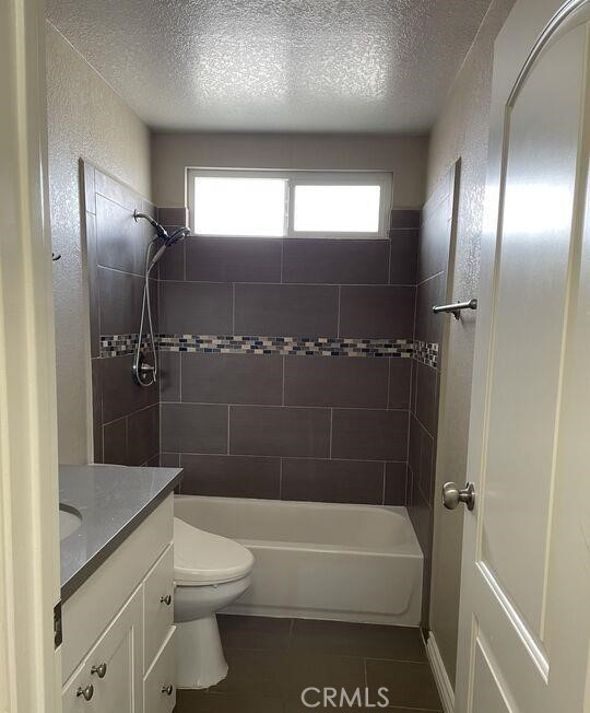 23915 Arlington Avenue, Torrance CA: https://media.crmls.org/medias/2391554c-76fc-4b44-9535-be4b99ea02f9.jpg