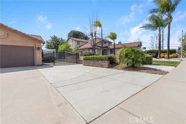 Detail Gallery Image 6 of 58 For 6717 Mission Grove Pkwy, Riverside,  CA 92506 - 4 Beds | 2 Baths