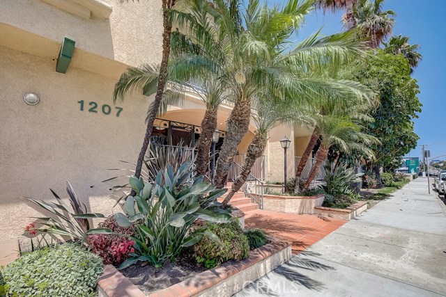 1207 Obispo Ave #112, Long Beach, CA 90804