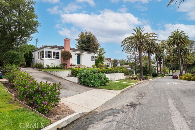 3900 Via Cardelina, Palos Verdes Estates, California 90274, 3 Bedrooms Bedrooms, ,2 BathroomsBathrooms,Residential,Sold,Via Cardelina,SB24101967