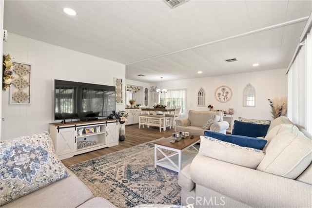 Detail Gallery Image 13 of 47 For 557 Silver Leaf Dr, Oroville,  CA 95966 - 2 Beds | 2 Baths