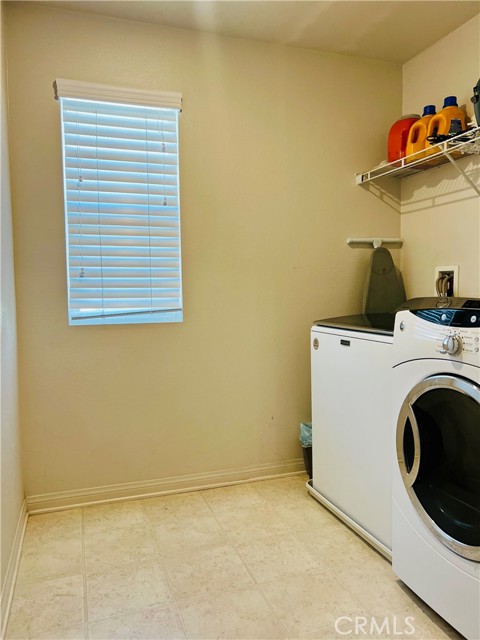 1401 Turin Lane, Los Angeles CA: https://media.crmls.org/medias/239387b4-b56a-4889-a7eb-9440cf36d472.jpg