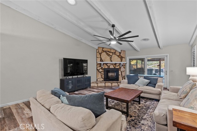 Detail Gallery Image 4 of 37 For 1856 Southfork Pl, Paso Robles,  CA 93446 - 3 Beds | 4 Baths