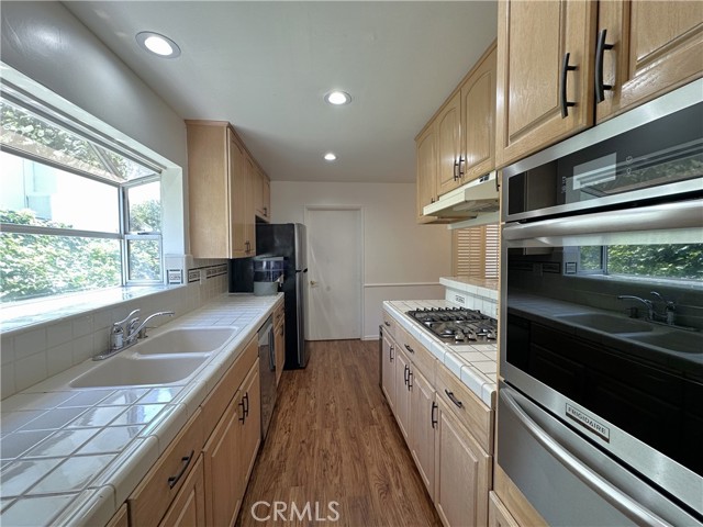 Detail Gallery Image 11 of 30 For 6719 Abbottswood Dr, Rancho Palos Verdes,  CA 90275 - 4 Beds | 2 Baths
