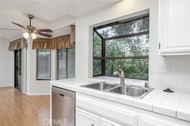 Detail Gallery Image 12 of 35 For 1220 Shepherd Way, Claremont,  CA 91711 - 3 Beds | 2 Baths