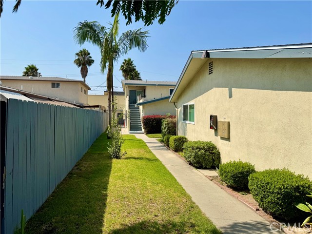 3238 W Cabot Drive, Anaheim CA: https://media.crmls.org/medias/23944ebe-ec7f-4aec-a5c9-a58b2a209b76.jpg