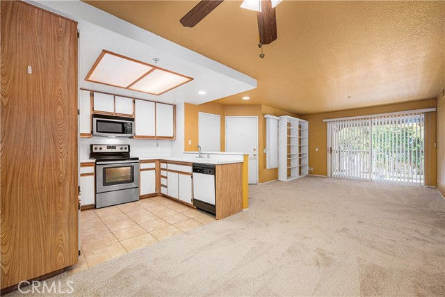 Detail Gallery Image 20 of 58 For 2800 Keller Dr #243,  Tustin,  CA 92782 - 1 Beds | 1 Baths