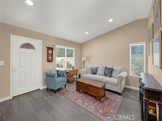 Detail Gallery Image 13 of 30 For 25690 Neblina Ct, Valencia,  CA 91355 - 2 Beds | 2 Baths