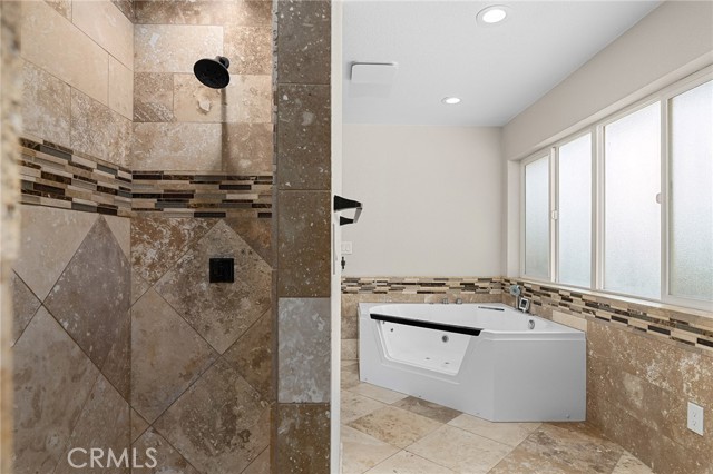 Detail Gallery Image 34 of 72 For 201 Valley View Dr, Oroville,  CA 95966 - 3 Beds | 3 Baths