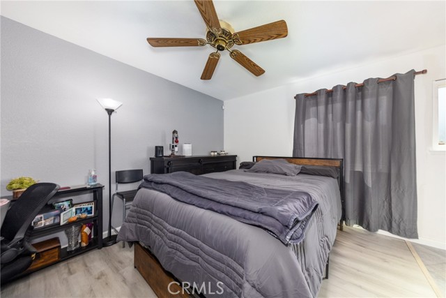 Detail Gallery Image 10 of 17 For 870 Falcon Ln, Redlands,  CA 92374 - 4 Beds | 2 Baths