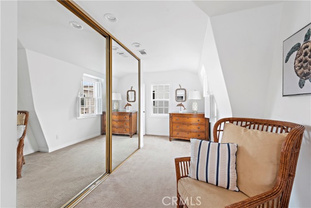 Detail Gallery Image 21 of 29 For 224 Amethyst, Newport Beach,  CA 92662 - 3 Beds | 3 Baths