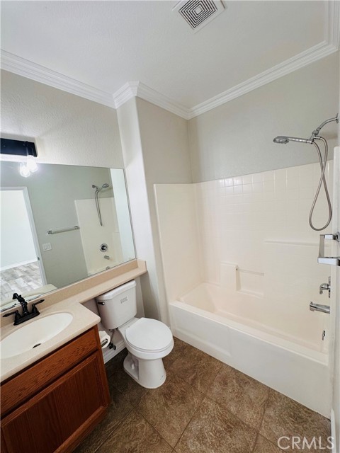 Detail Gallery Image 11 of 14 For 14995 Hopland, Victorville,  CA 92394 - 3 Beds | 2 Baths
