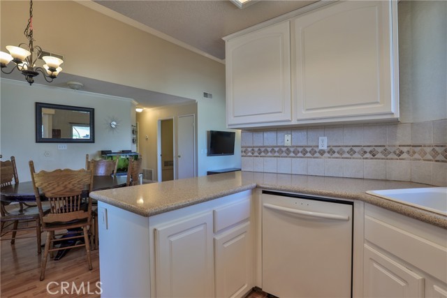 Detail Gallery Image 8 of 40 For 1143 Stone Pine Ln #F,  Corona,  CA 92879 - 2 Beds | 2 Baths
