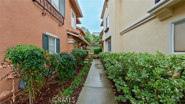 Detail Gallery Image 43 of 46 For 27903 Baneberry #10,  Valencia,  CA 91354 - 3 Beds | 3 Baths