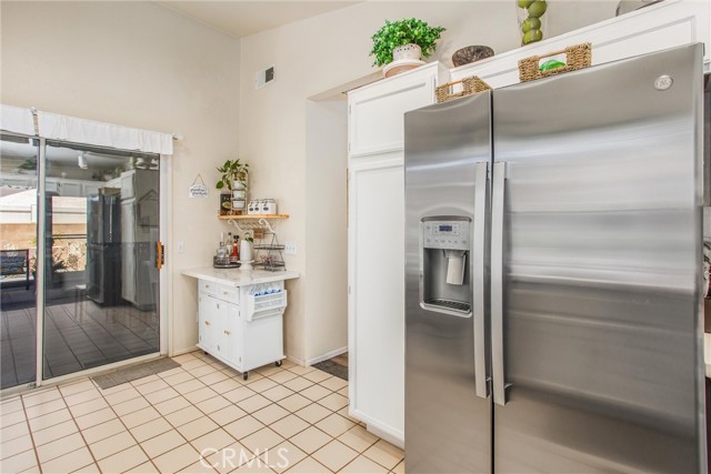 10981 Deerfield Drive, Cherry Valley CA: https://media.crmls.org/medias/239a5efa-4fc8-4cf7-a64d-603418238cb5.jpg