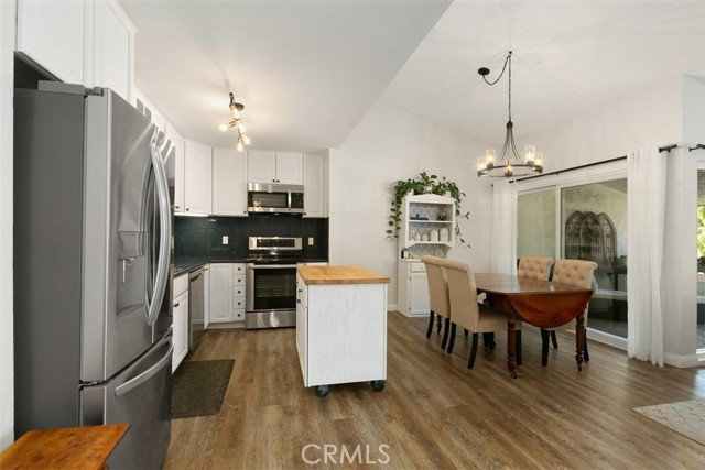 802 Camino Real, Redondo Beach, California 90277, 3 Bedrooms Bedrooms, ,2 BathroomsBathrooms,Residential,Sold,Camino Real,OC22093224