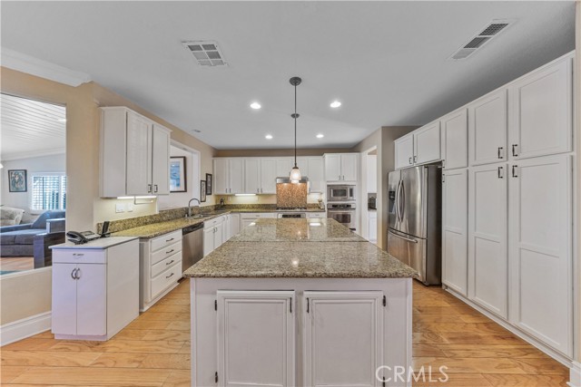 Detail Gallery Image 32 of 75 For 3625 Paddock Way, Quartz Hill,  CA 93536 - 6 Beds | 4/2 Baths