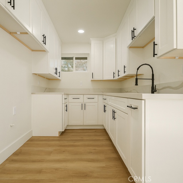 Detail Gallery Image 13 of 16 For 5548 Elmwood, San Bernardino,  CA 92404 - 4 Beds | 3 Baths