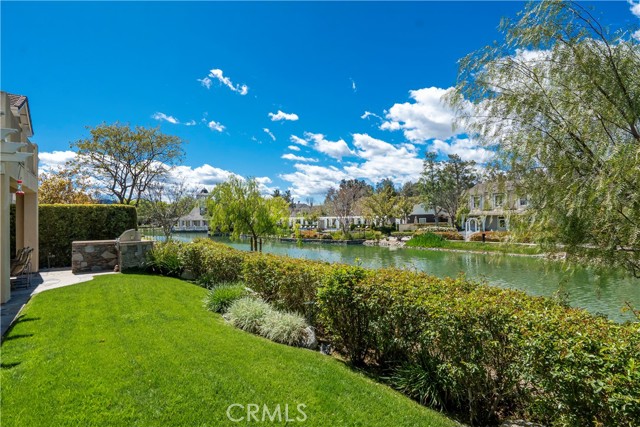 27052 Island Road, Valencia CA: https://media.crmls.org/medias/239d93a0-327e-472e-8683-3ada1e0e0433.jpg