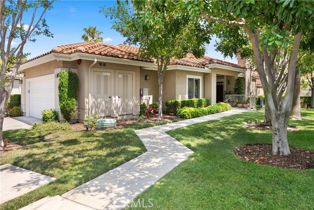 28930 Paseo Picasso, Mission Viejo CA: https://media.crmls.org/medias/239dcb73-d104-4de4-b72e-a7a4839cc152.jpg