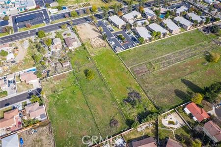 405 W Merrill Avenue, Rialto, California 92376, ,Land,For Sale,405 W Merrill Avenue,CRAR24037618