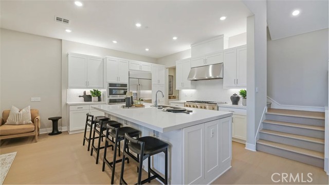 Front Image Thumbnail for CROC26048434