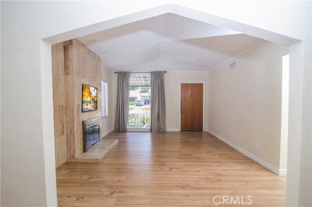 3123 Stockbridge Avenue, El Sereno CA: https://media.crmls.org/medias/239e2bba-a92e-46bd-a492-5f65e2dca660.jpg