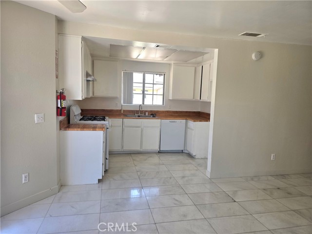 Image 2 of 15 For 12291 Lamos Place 2