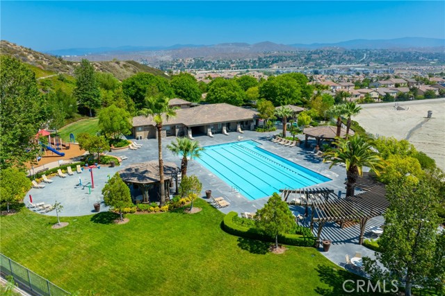 17138 Hickory Ridge Court, Canyon Country CA: https://media.crmls.org/medias/239e3e44-0854-428d-b34a-18d61928e44f.jpg