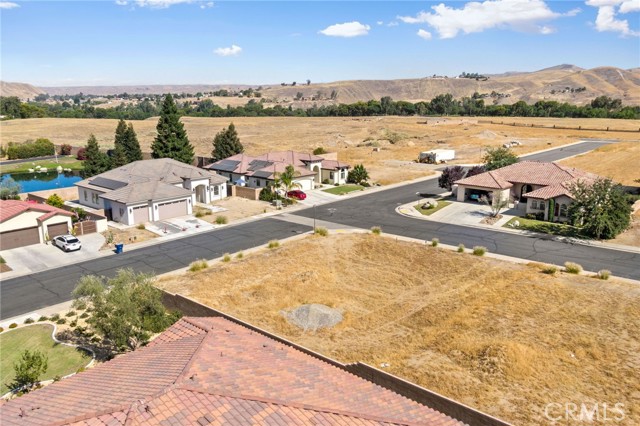 Detail Gallery Image 14 of 19 For 12101 Wildhorse Ave, Bakersfield,  CA 93306 - – Beds | – Baths