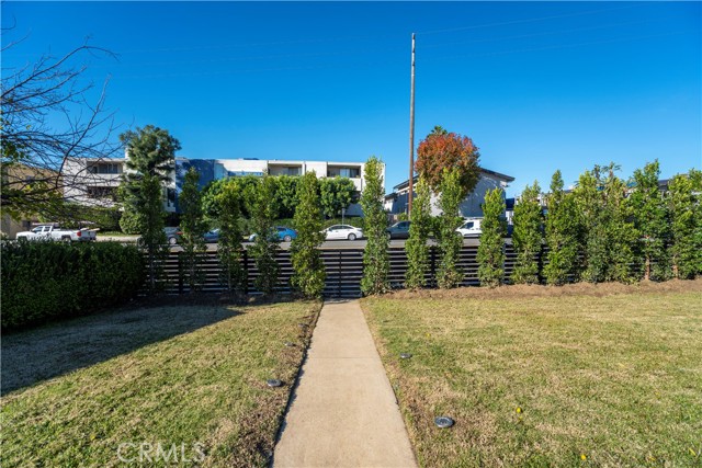 6250 Coldwater Canyon Avenue photo 8