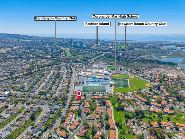 Detail Gallery Image 3 of 37 For 2214 Vista Hogar, Newport Beach,  CA 92660 - 4 Beds | 2/1 Baths