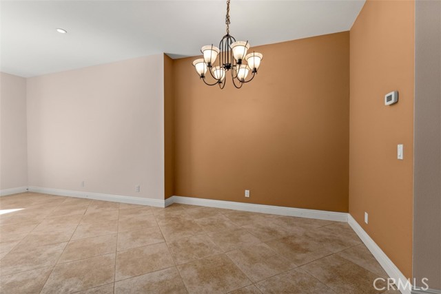 28 Mission Court, Lake Forest CA: https://media.crmls.org/medias/23a0a47d-6a64-4f17-9152-94ddafce11a3.jpg