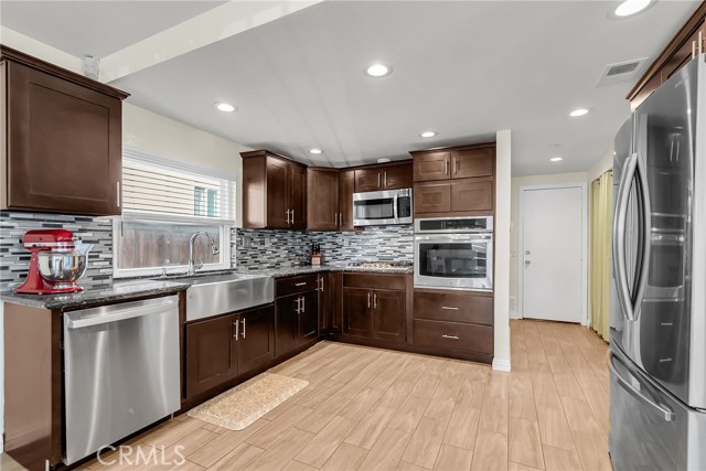 1105 W Victoria Street, Rialto CA: https://media.crmls.org/medias/23a1cada-fc9d-4ea4-9d34-fbaaf1ff8fe8.jpg