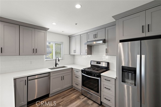 Detail Gallery Image 8 of 16 For 161 Avenida Florencia a,  San Clemente,  CA 92672 - 2 Beds | 1/1 Baths