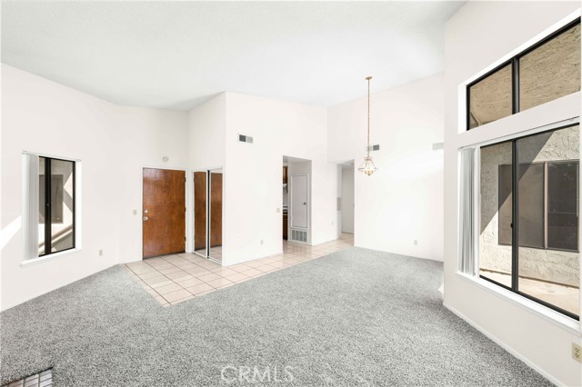 72 Brownfield Lane, Pomona CA: https://media.crmls.org/medias/23a27ba0-7335-4624-82d9-2b17e34c7886.jpg