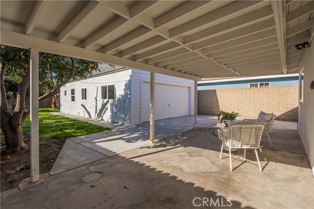 Detail Gallery Image 9 of 29 For 2078 Evergreen St, Santa Ana,  CA 92707 - 3 Beds | 2 Baths