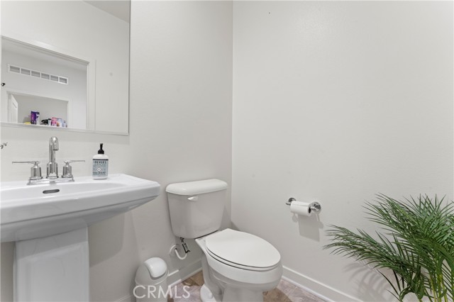 Detail Gallery Image 15 of 38 For 12704 Ironstone, Moreno Valley,  CA 92555 - 4 Beds | 2/1 Baths