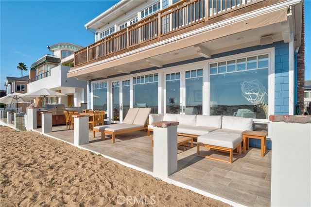 Detail Gallery Image 53 of 73 For 1514 E Oceanfront, Newport Beach,  CA 92661 - 4 Beds | 5/1 Baths