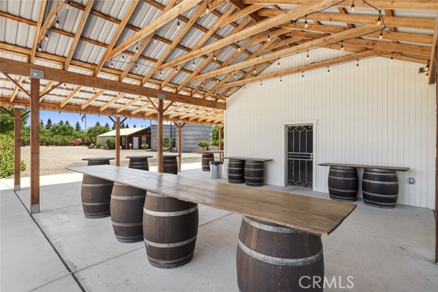 4742 Crow Road, Oakdale CA: https://media.crmls.org/medias/23a5af05-be75-4bb4-a9a5-ee56e8173e9e.jpg