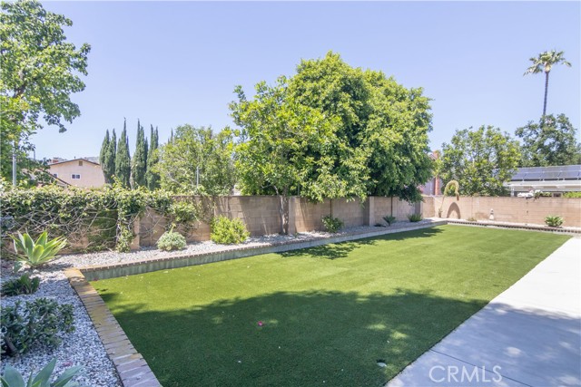 Detail Gallery Image 27 of 29 For 10611 Jordan Ave, Chatsworth,  CA 91311 - 3 Beds | 2/1 Baths