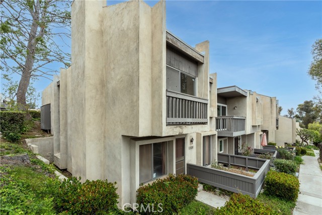 Detail Gallery Image 3 of 37 For 1828 Rainbow Terrace Ln, Montebello,  CA 90640 - 3 Beds | 1/1 Baths