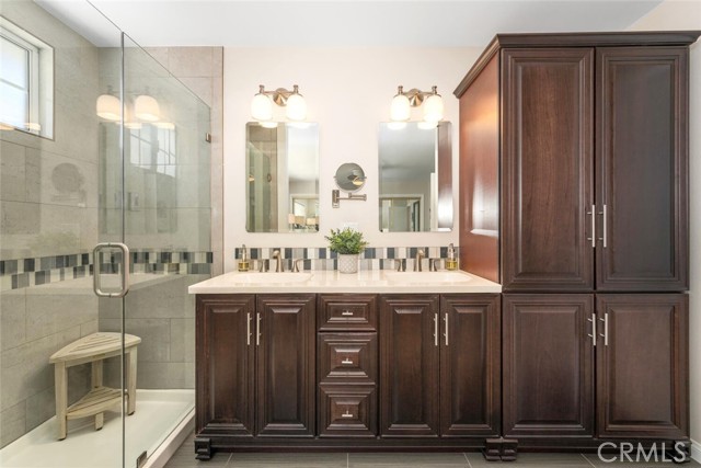 6786 Molokai Drive, Cypress CA: https://media.crmls.org/medias/23a8c70c-738a-4496-8935-cf214f6e9136.jpg