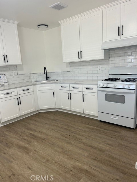 Detail Gallery Image 8 of 28 For 3180 Jane, Riverside,  CA 92506 - 3 Beds | 1 Baths