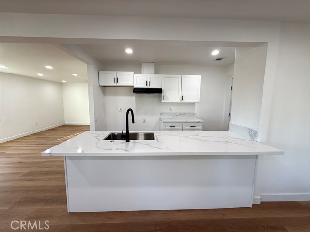 Detail Gallery Image 8 of 33 For 124 S Olive, Rialto,  CA 92376 - 4 Beds | 3 Baths