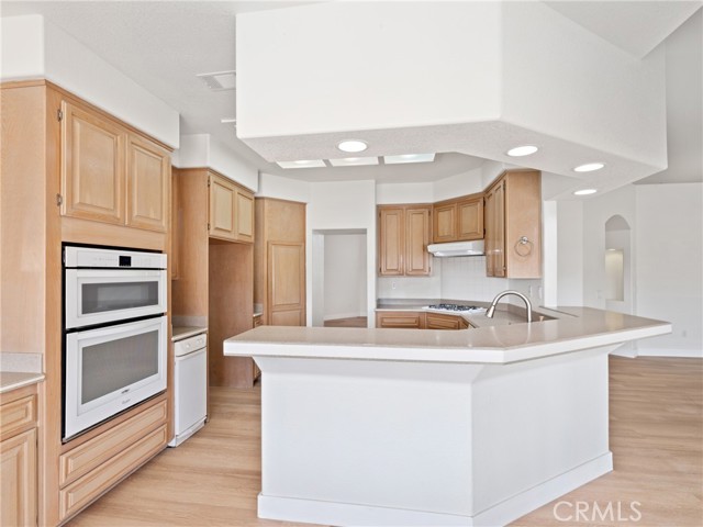 Detail Gallery Image 11 of 46 For 18551 Olalee Way, Apple Valley,  CA 92307 - 4 Beds | 3 Baths