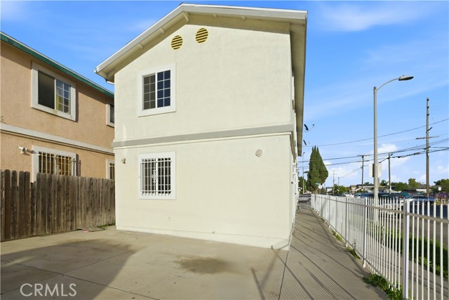 Detail Gallery Image 30 of 32 For 10929 Compton Ave, Los Angeles,  CA 90059 - – Beds | – Baths