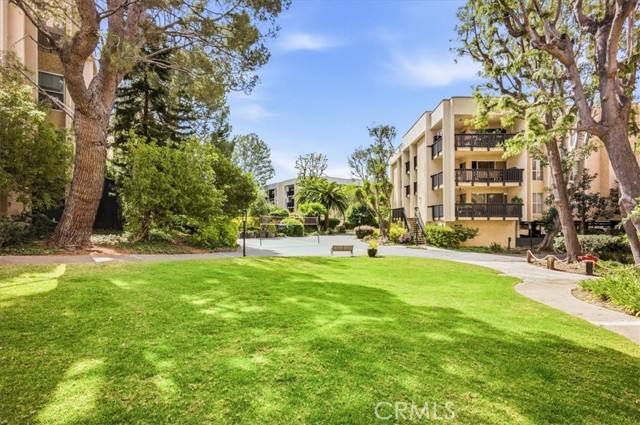 Detail Gallery Image 43 of 46 For 3310 Raintree, Culver City,  CA 90230 - 2 Beds | 2 Baths